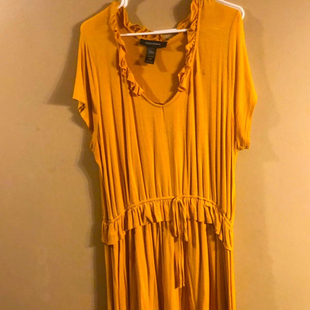 Yellow Dress